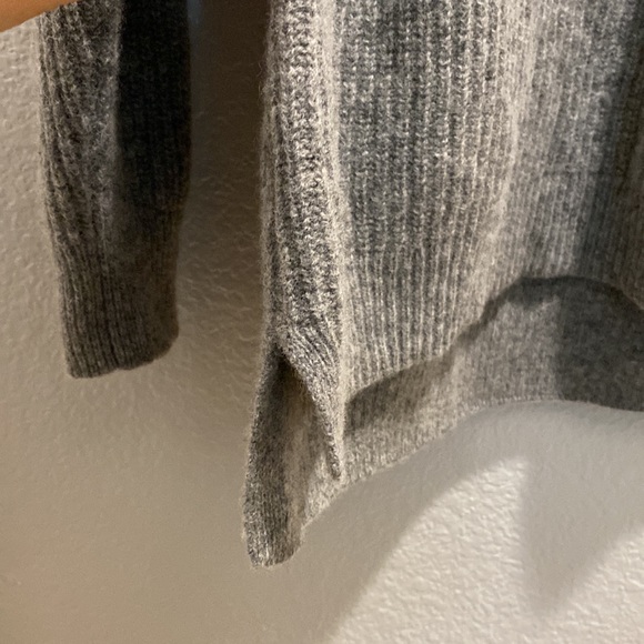 MADEWELL Lyle Rib Henley gray Sweater MA741, size Medium, NWOT - Picture 8 of 11